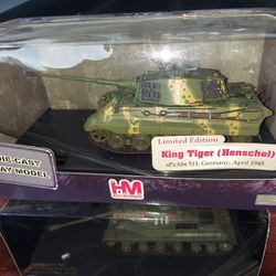 2 Tank  Toy Collection 