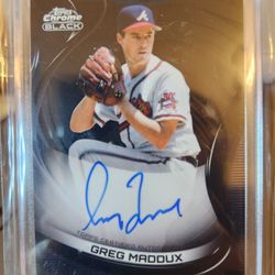 2022 Topps Chrome Black Greg Maddux  Autograph Card 