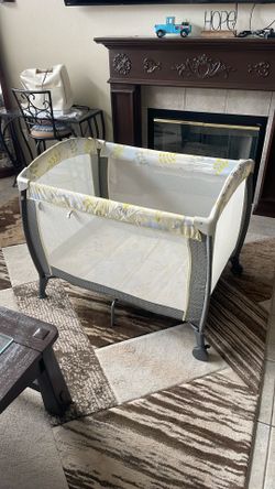 BABY PLAY Pen Like New Only Use A Few Times $ 35