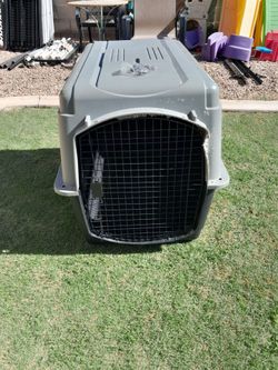 X-large Petmate Dog Carrier Kennel 40x27x29 See All Photos Read Description