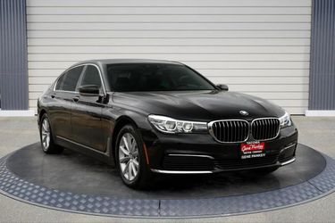 2019 BMW 740i