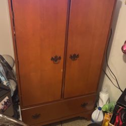 Chest And Dresser 