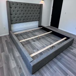 ASHLEY FURNITURE KING TUFTED HEADBOARD BED FRAME GRAY