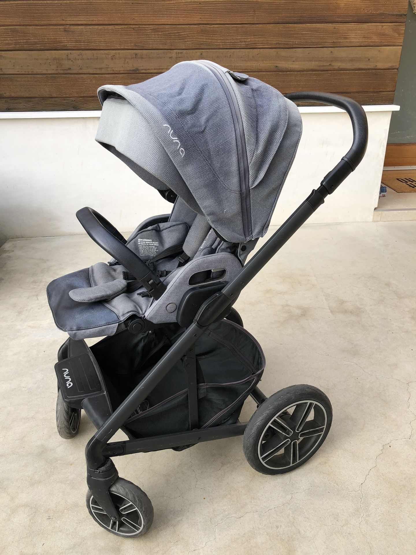 Nuna Mixx Nordstrom Exclusive Herringbone Bleu Stroller