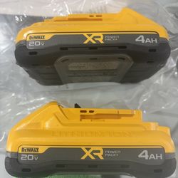Dewalt 20v 2- battery s 4.0 XR  power pack new
