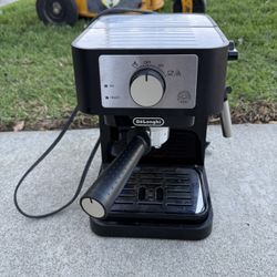 DeLonghi Espresso Maker