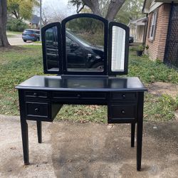 Vanity Desk