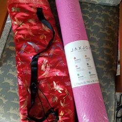 New Yoga Mat And Gorgeous Yoga Bag 