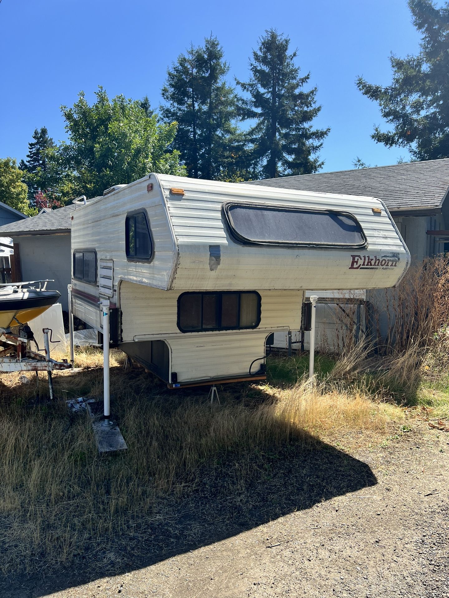 1992 Elkhorn Truck Bed Camper