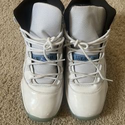 Jordan Legend Blue 11 Size 7