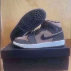 Nike Air Jordan 1 Mid SE Earth Tone Chocolate Brown Black Size 9.5 Brand New