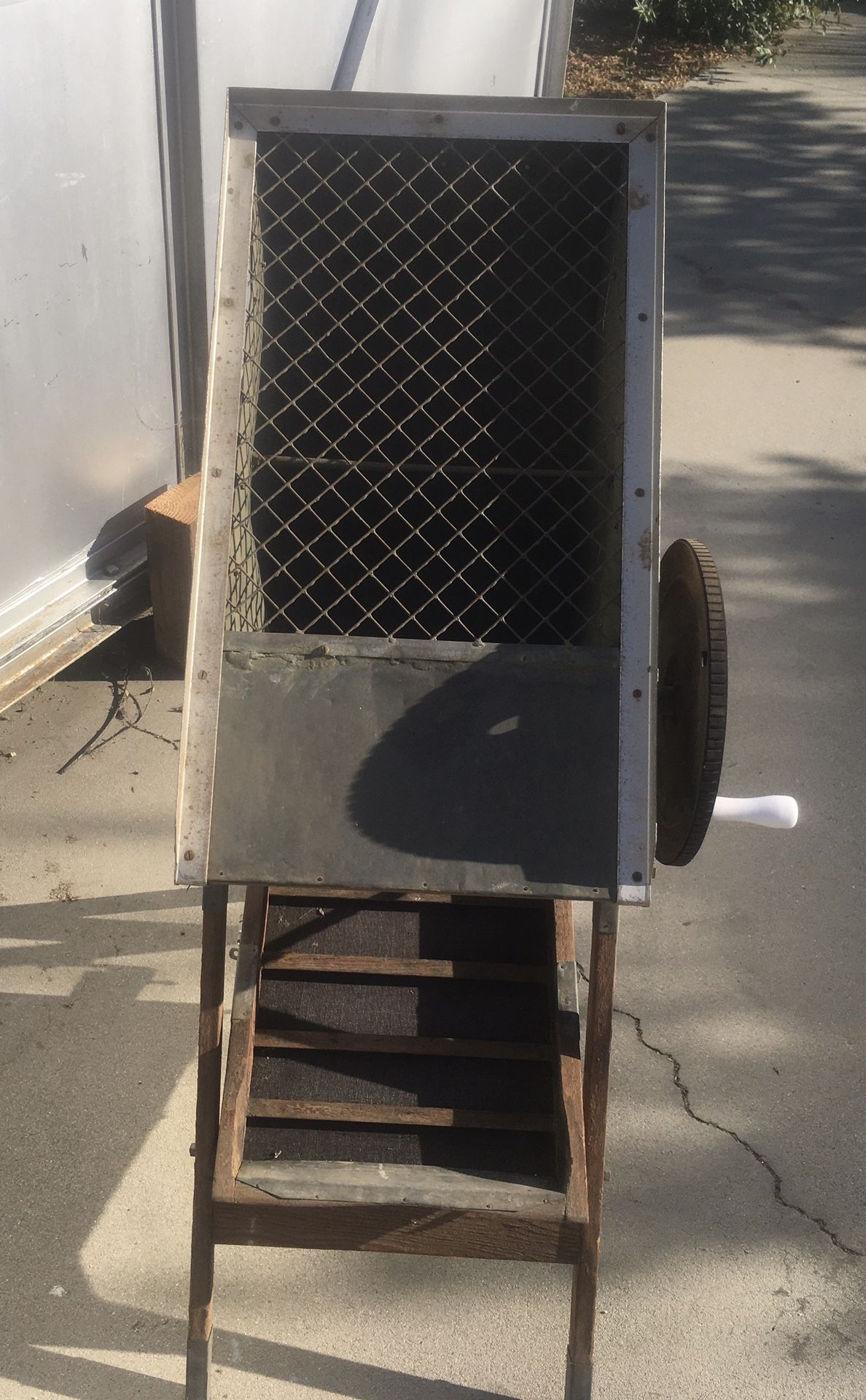 Homemade Gold Mining puffer drywasher for Sale in GLMN HOT SPGS, CA