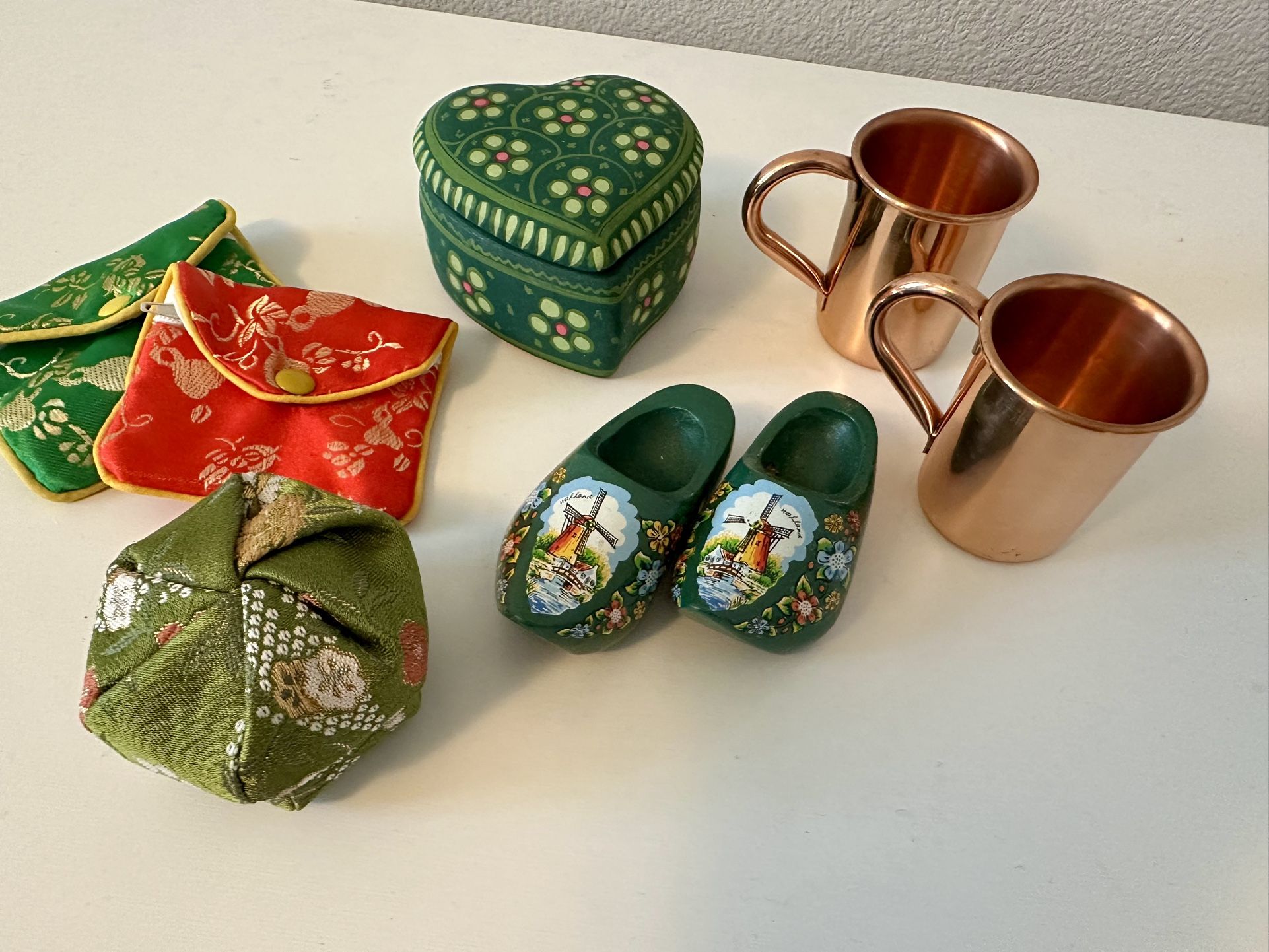 Souvenirs From Asia Sweden Spain Free