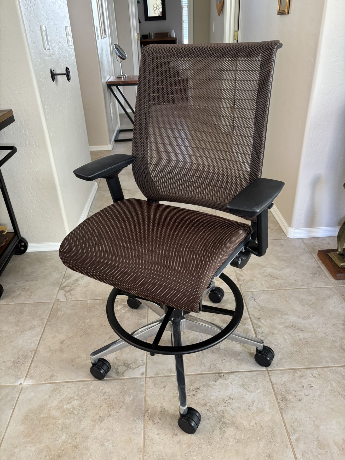 Ergonomic Office Chair With Adjustable Height
