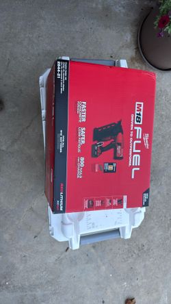 Milwaukee Duplex Nailer 2844-21