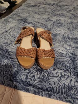 Franco Sarto Size 7 Wedges