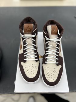 Jordan 1 Mid SE Dark Chocolate : r/Sneakers