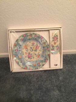 cake plate and server