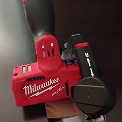 Milwaukee M12 FUEL 12v 3" Cut Off Saw (Tool Only)