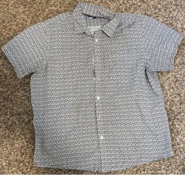 Men’s Dress Shirt size Large