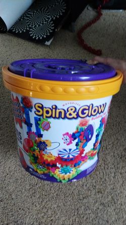 Toy kid 5+ building set great condition