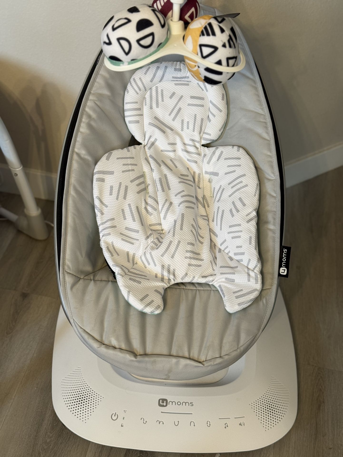 Mamaroo swing