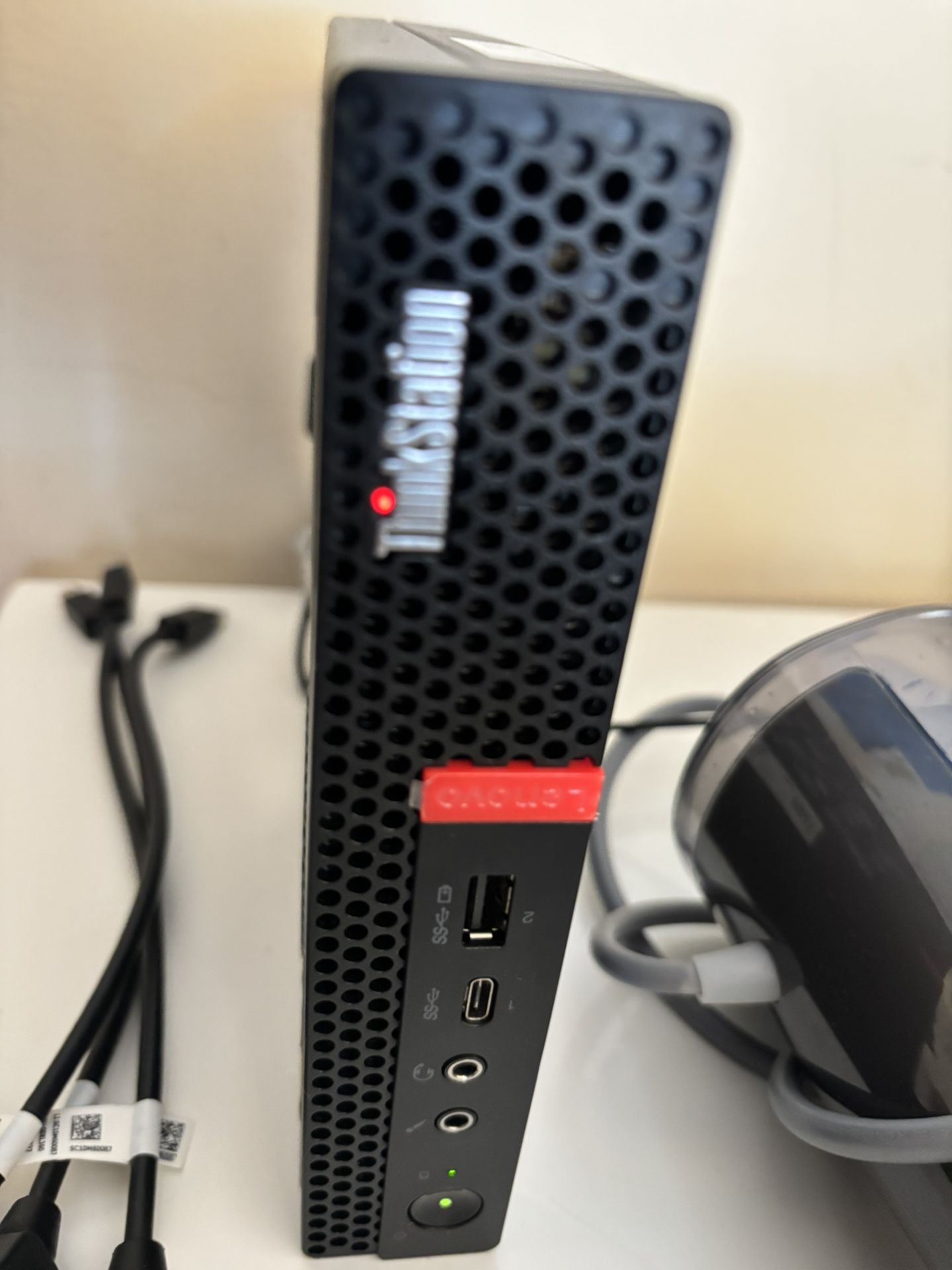 Lenovo ThinkStation P330 Tiny – High Performance Mini Workstation