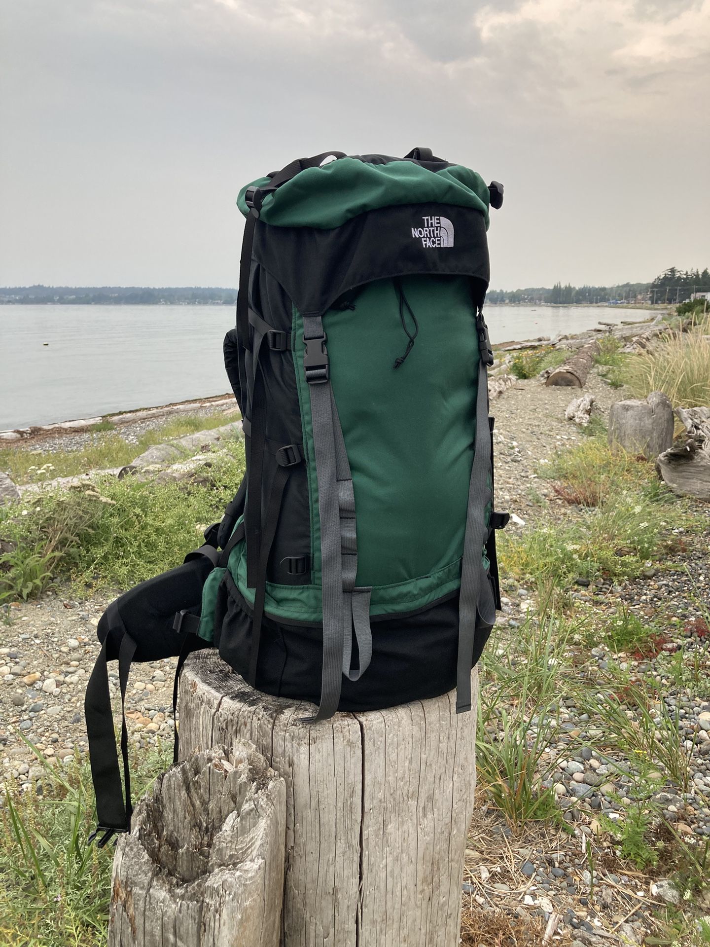 NORTH FACE Medium, Large Capacity, Internal frame Pack