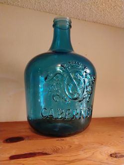 Cabernet jug