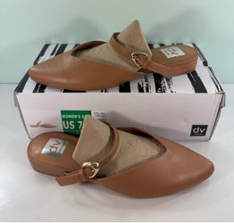 New DV Dolce Vita Women's Pointed Toe Flat Slip On Buckle - Brown