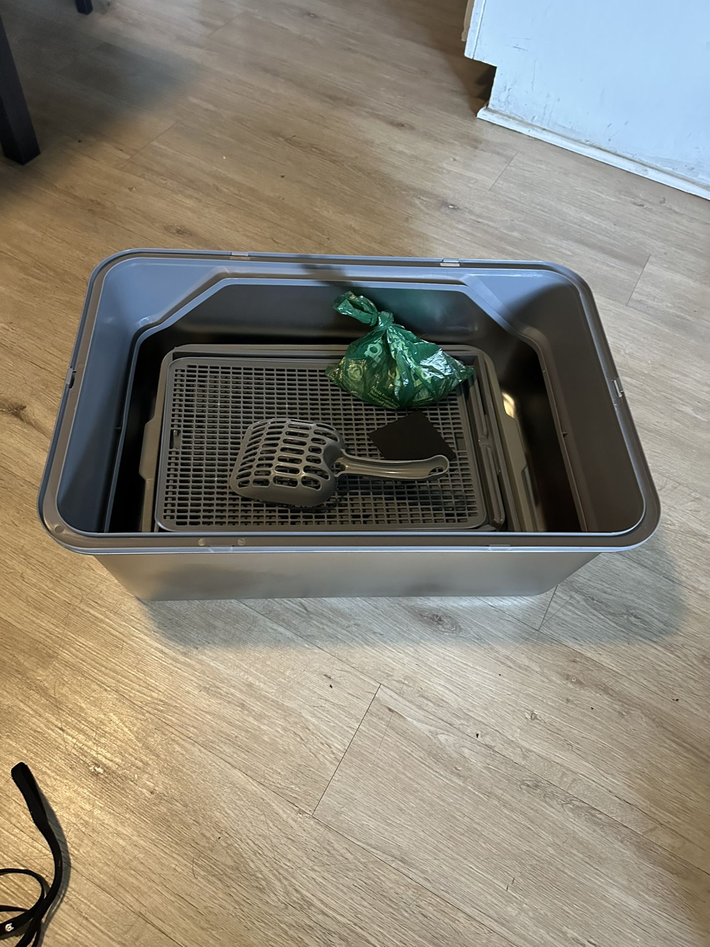 Cat Litter Box
