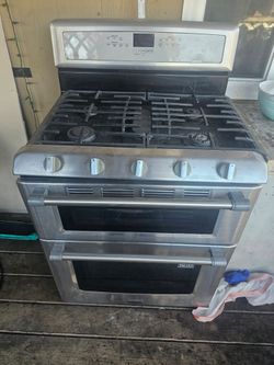 Stove and microwave