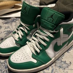 Green Hightop Jordan 1’s