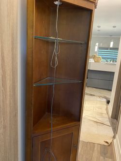 2 Corner Cabinets -MUST GO