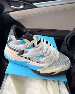 J Cole dreamer indie 5000 size 9.5 or 10