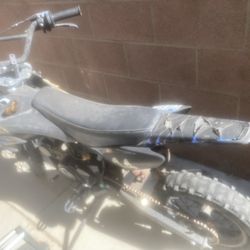 Dirt Bike 125