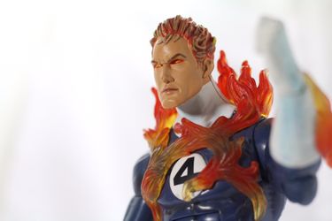 New MARVEL LEGENDS ICON Series 12" HUMAN TORCH ACTION FIGURE