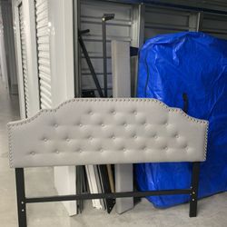 Queen Platform Bedframe