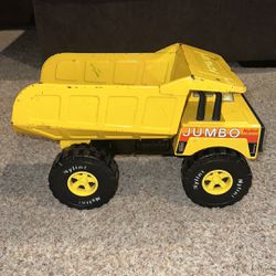 Nylint Jumbo Metal Yellow Dump Truck. Has marker/rust/broken fender - see pics! 