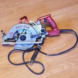 SKILSAW 7¼" MAG 77 15 Amp Saw