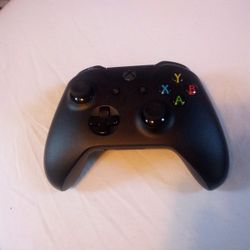 Brand New Xbox One, Controler