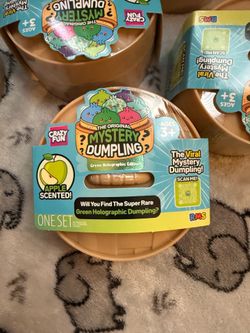 Green apple scented holographic edition dumplings
