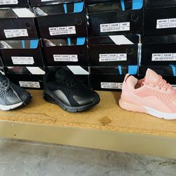 Kids Tennis Shoes $13