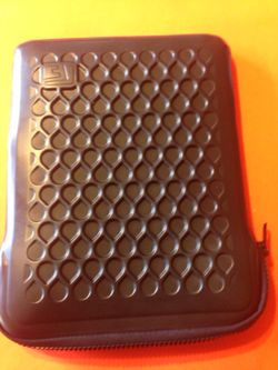 Extreme sleeve case fromG-FORM