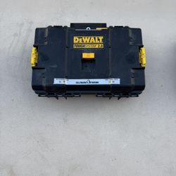 Dewalt Tough System 2.0 Box