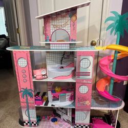 lol doll House 