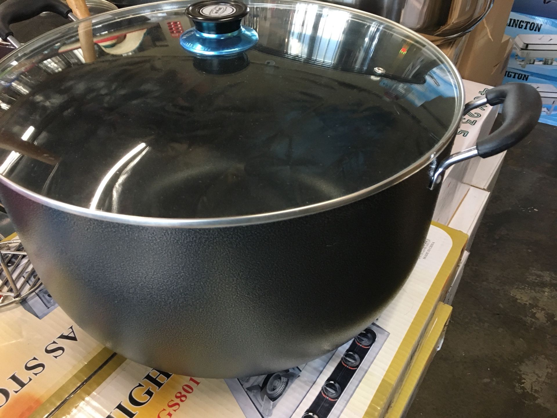 Olla de Teflon de 35 qts! Súper grande para las sopas o frijoles!!