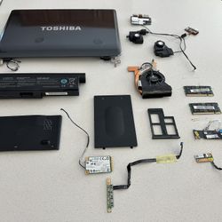 Parts for Toshiba Satellite M305-S4910 Laptop.