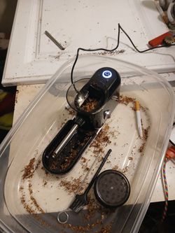 Electric Cigarette Roller