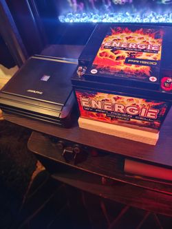 Alpine MRV500 mono subwoofer amp and  Energie secondary battery